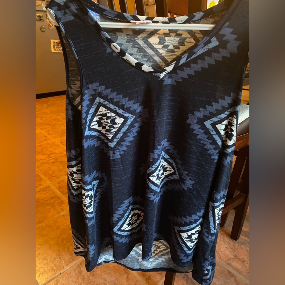 LulaRoe Tank and Short Set